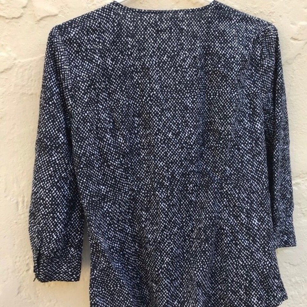 Micheal Kors button down shirt - Picture 5 of 5